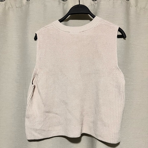 ZARA Knit Vest - Picture 5 of 5
